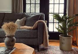 The Secret to a Living Room That Feels Effortlessly Luxe