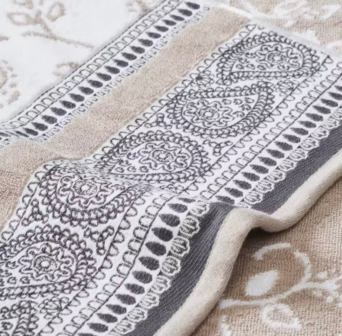 Quiet Elegance 6-Piece Towel Set