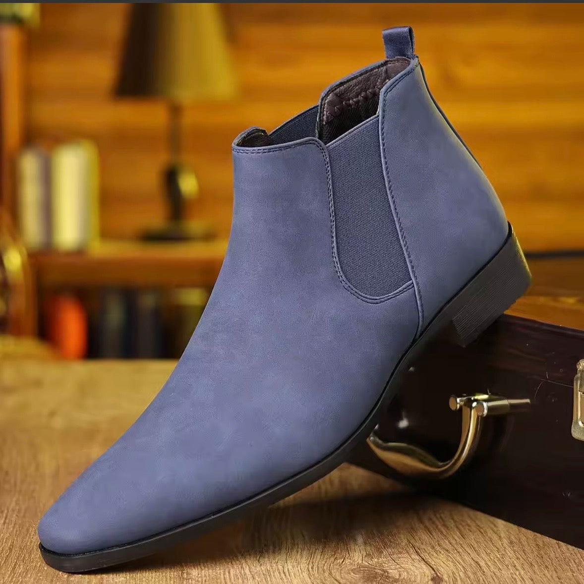 Clark’s Suede Chelsea’s